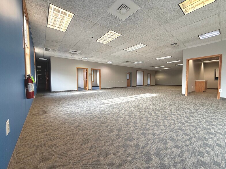 Primary Photo Of 39 Delevan St, Rochester Loft Creative Space For Lease