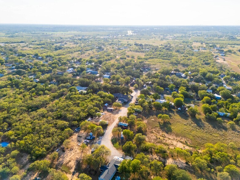 More Photos Of 4514 Billy Sames, Adkins Land For Sale