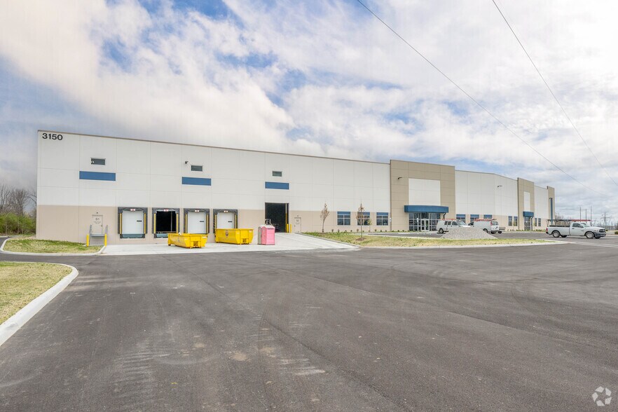 More Photos Of 3150 Reeves Rd, Plainfield Distribution For Sale