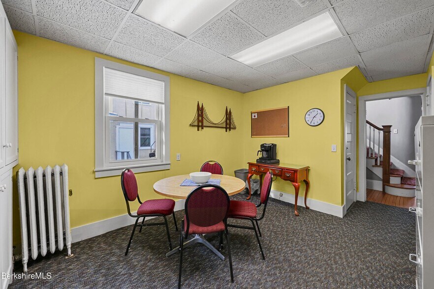 More Photos Of 92 Elm St, Pittsfield Office For Sale