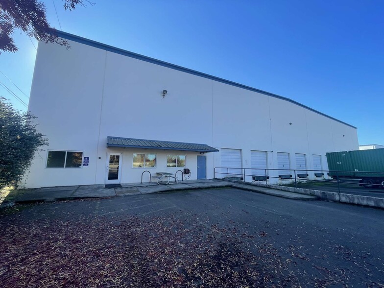 Primary Photo Of 3310 Roosevelt Blvd, Eugene Warehouse For Lease