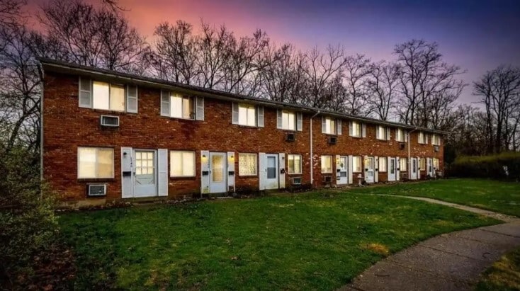 Primary Photo Of 1124 Case Ct, Miamisburg Apartments For Sale