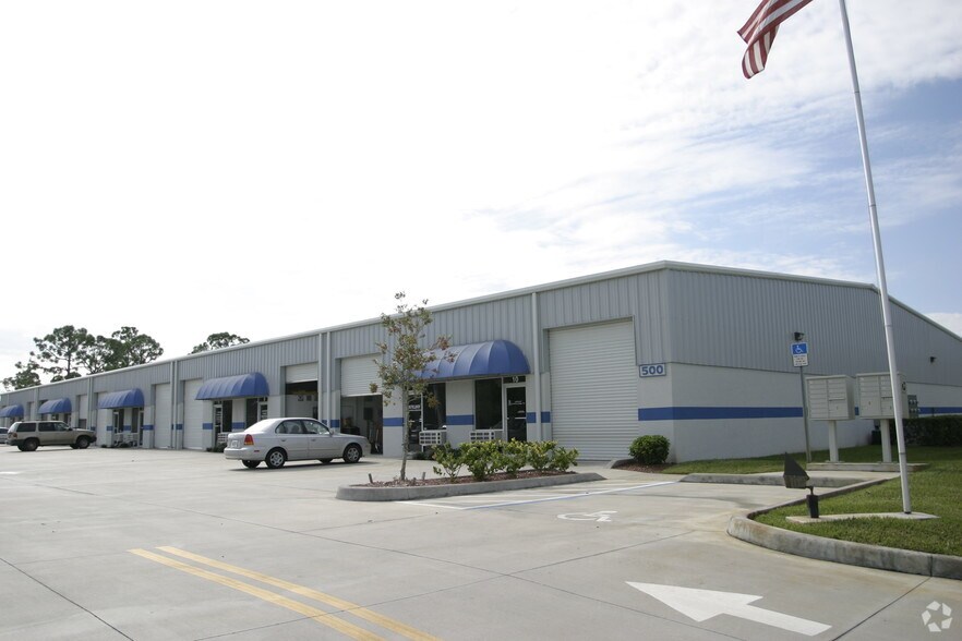 More Photos Of 500 North Dr, Melbourne Warehouse For Lease