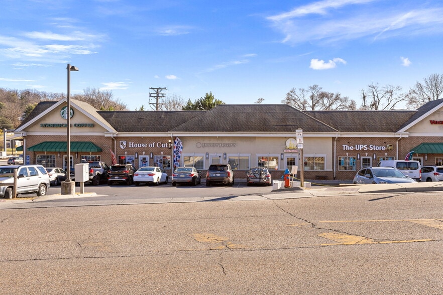 More Photos Of 1326 Hillside Ave, Harrisonburg Freestanding For Lease