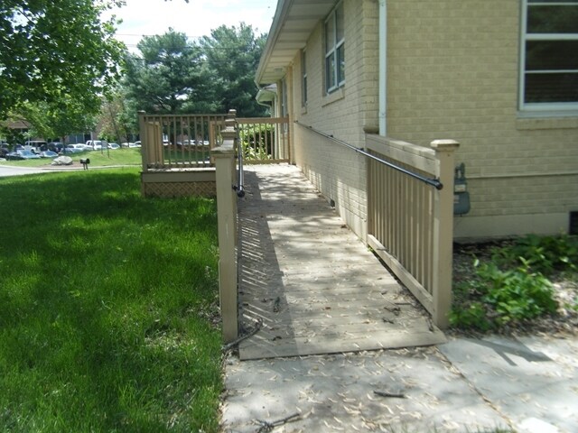 More Photos Of 2898 Elm Hill Pike, Nashville Office Residential For Sale