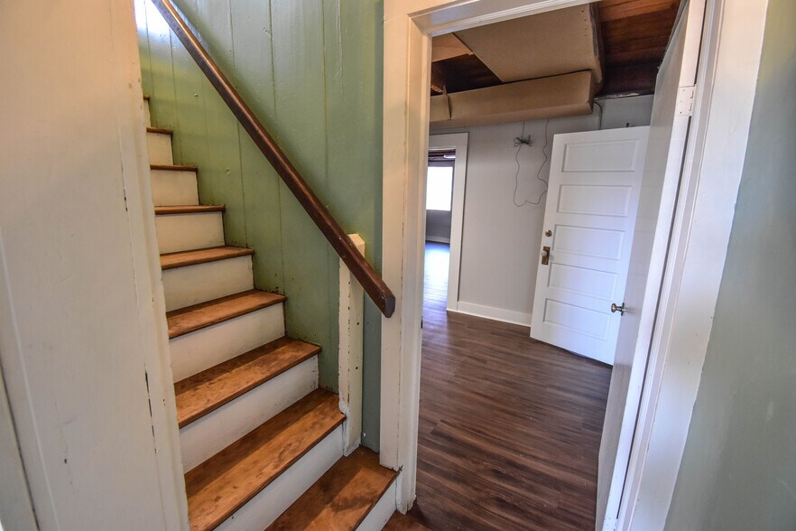 More Photos Of 2606 8th St, Tuscaloosa Office For Sale