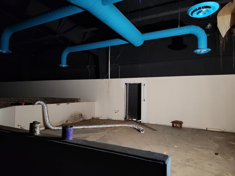 More Photos Of Martin Luther King Hwy, Eutaw Warehouse For Sale