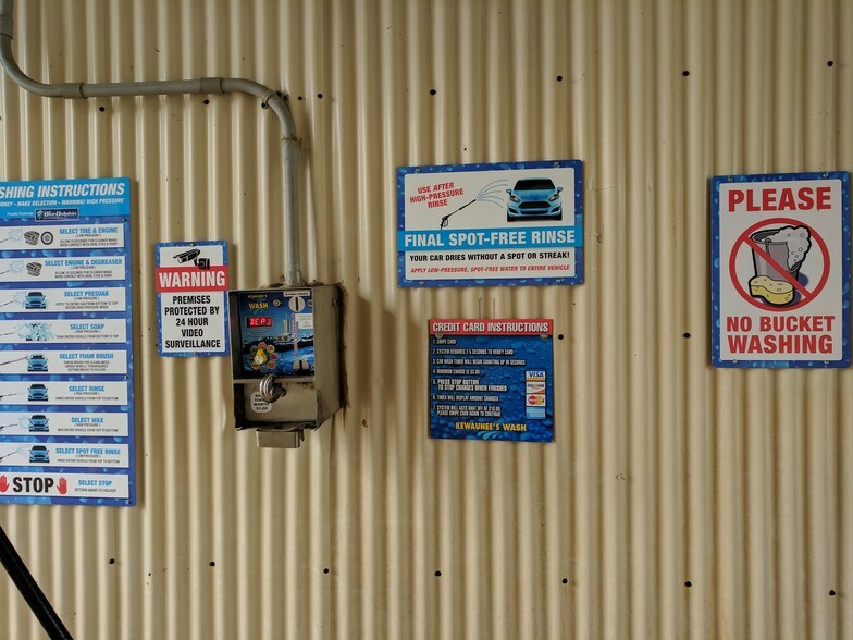 More Photos Of 921 Marquette Dr, Kewaunee Carwash For Sale