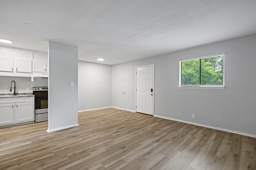More Photos Of 4011 Eunice St SW, Huntsville Multifamily For Sale