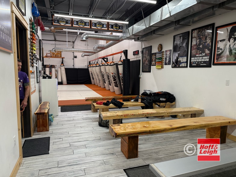More Photos Of 7535 W 92nd Ave, Westminster Storefront For Lease