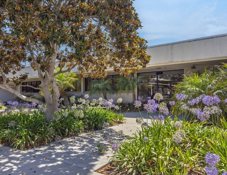 More Photos Of 115 Robin Hill Rd, Goleta Research And Development For Sale