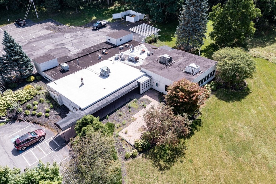 More Photos Of 200 Waring Rd, Syracuse Restaurant For Sale