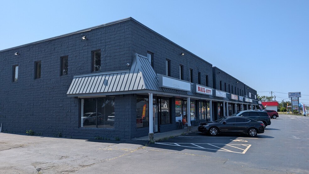 Primary Photo Of 1088 Boston Post Rd, West Haven Unknown For Lease