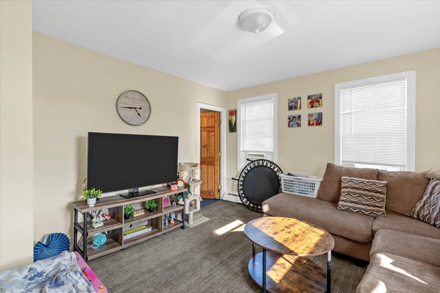 More Photos Of 12 Magoni Ter, Plymouth Apartments For Sale