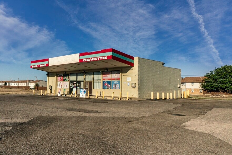 More Photos Of 1021 Martin Rd, Amarillo Convenience Store For Sale