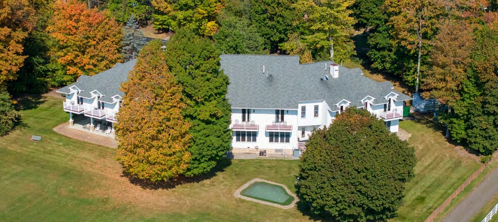 More Photos Of 14707 S Cheshire St, Burton Hotel For Sale