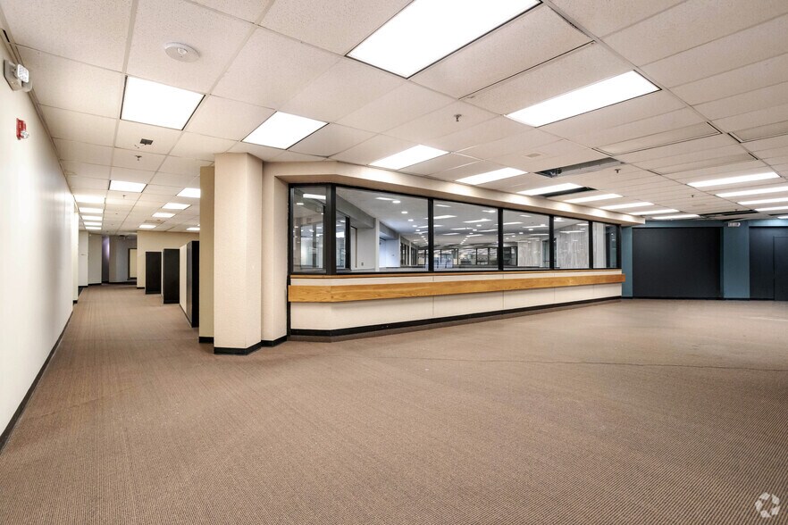 More Photos Of 26-28 E Main St, Rochester Office Residential For Lease