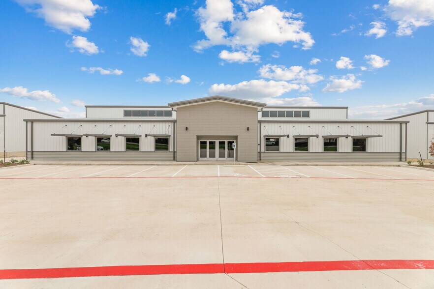 More Photos Of 10042 FM 1976, Universal City Unknown For Lease