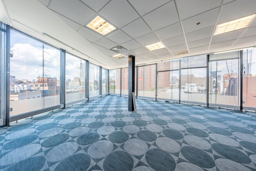 More Photos Of 17 Chatham Sq, New York Loft Creative Space For Lease