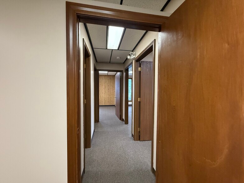 More Photos Of 51 N America Dr, West Seneca Office For Lease