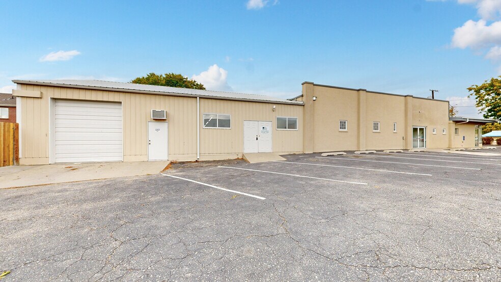 More Photos Of , Loveland General Retail For Sale
