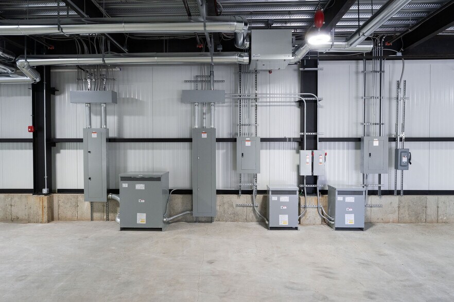 More Photos Of 239-241 Ethan Allen Hwy, Ridgefield Manufacturing For Lease