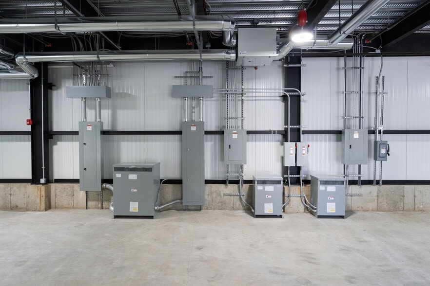More Photos Of 241 Ethan Allen Hwy, Ridgefield Manufacturing For Lease