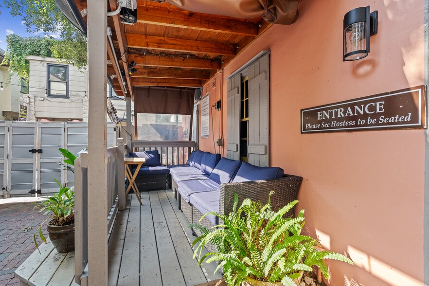 More Photos Of 22 Hypolita St, Saint Augustine Restaurant For Sale