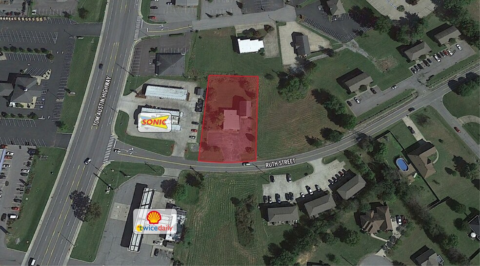 More Photos Of 2104 Ruth St, Springfield Freestanding For Sale