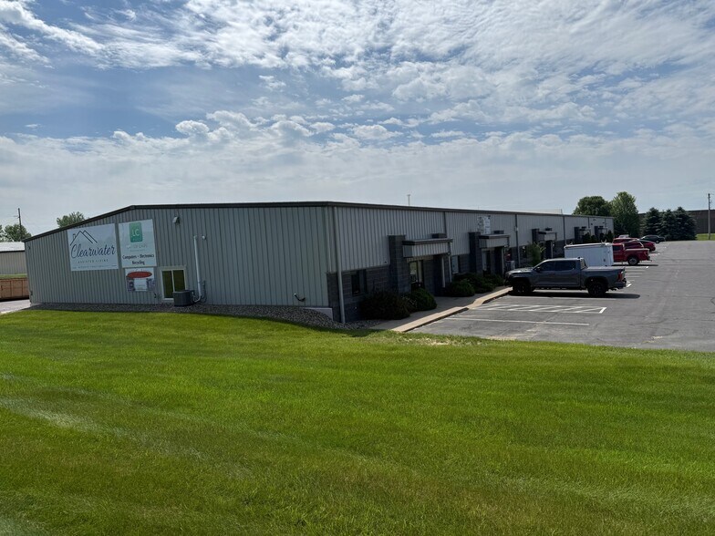 Primary Photo Of 201 Packer Dr, Roberts Light Manufacturing For Lease