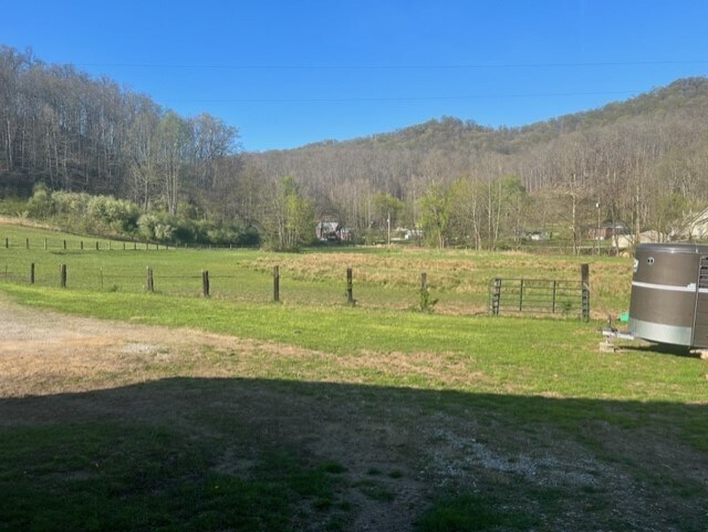 More Photos Of 465 Hitch N Go Ln, Elkview Land For Sale