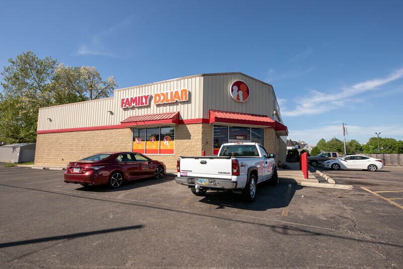 More Photos Of 5800 N Main St, Dayton Freestanding For Sale