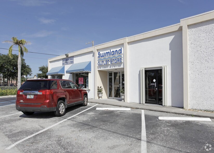 More Photos Of 3149 W Hallandale Beach Blvd, Hallandale Warehouse For Lease