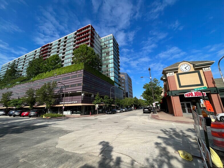 More Photos Of 800 Elgin Rd, Evanston Apartments For Sale