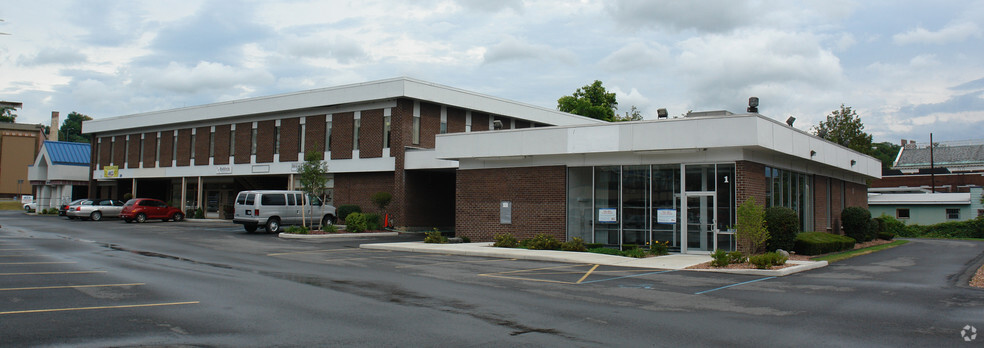 Primary Photo Of 15-39 Market St, Amsterdam Storefront Retail Office For Lease