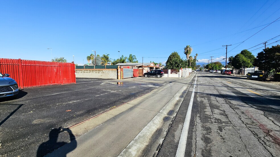 More Photos Of 11026 Roswell Ave, Pomona Industrial For Lease