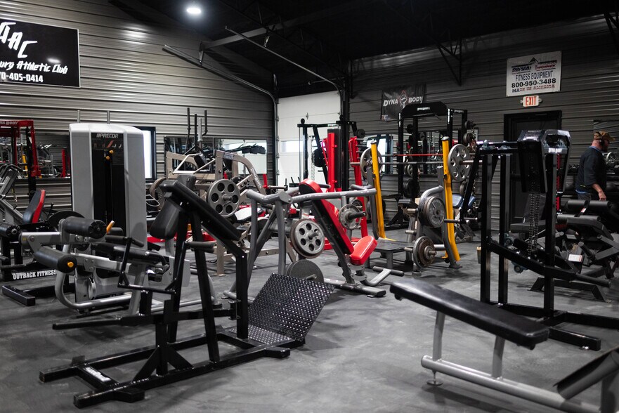 More Photos Of 2635 Campbellsville Rd, Greensburg Sports And Entertainment For Sale