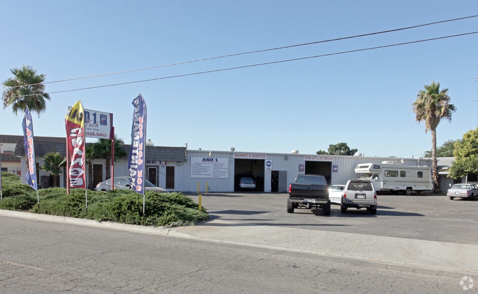 More Photos Of 1059 N Emerald Ave, Modesto Service For Sale