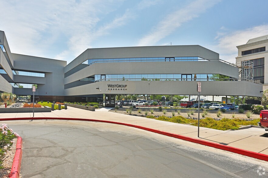 More Photos Of 3033 N 44th St, Phoenix Office For Lease