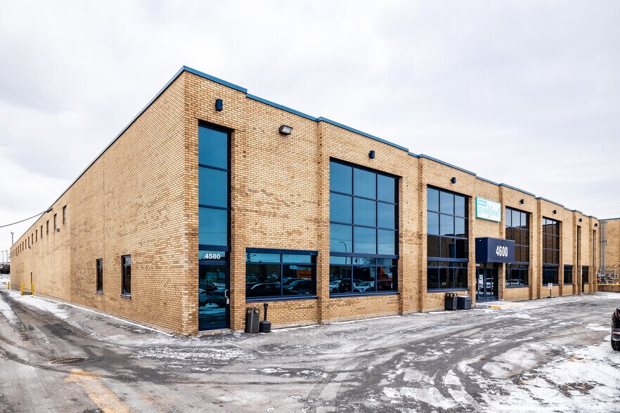 More Photos Of 4580-4610 Hickmore, Montréal Industrial For Lease
