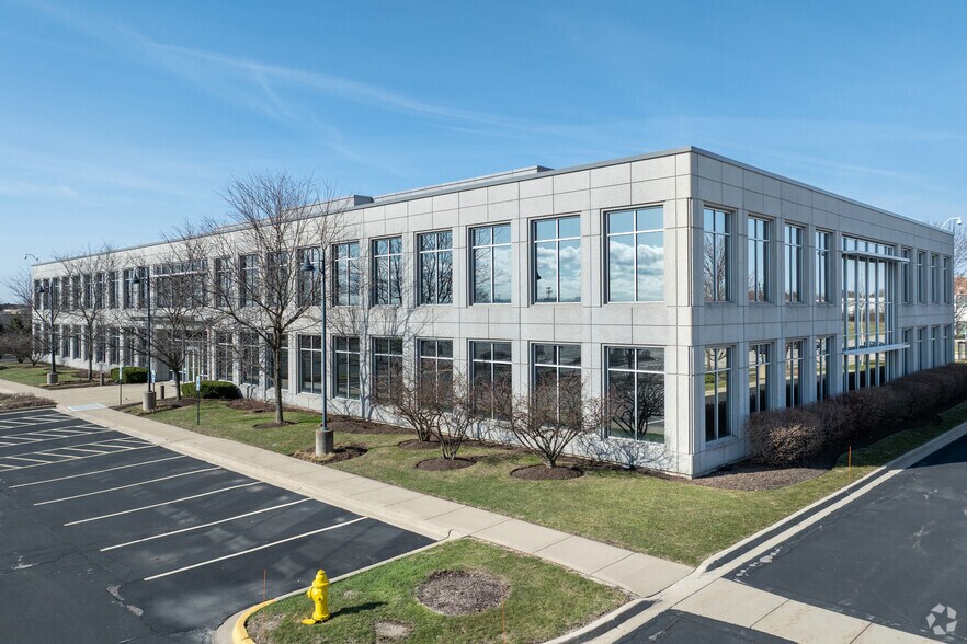 More Photos Of 2601 Patriot Blvd, Glenview Office For Lease