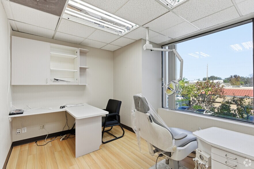 More Photos Of 41593 Winchester Rd, Temecula Office For Lease