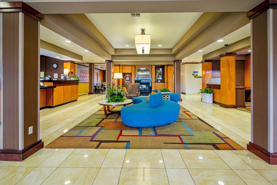 More Photos Of 2107 SE Washington Blvd, Bartlesville Hotel For Sale