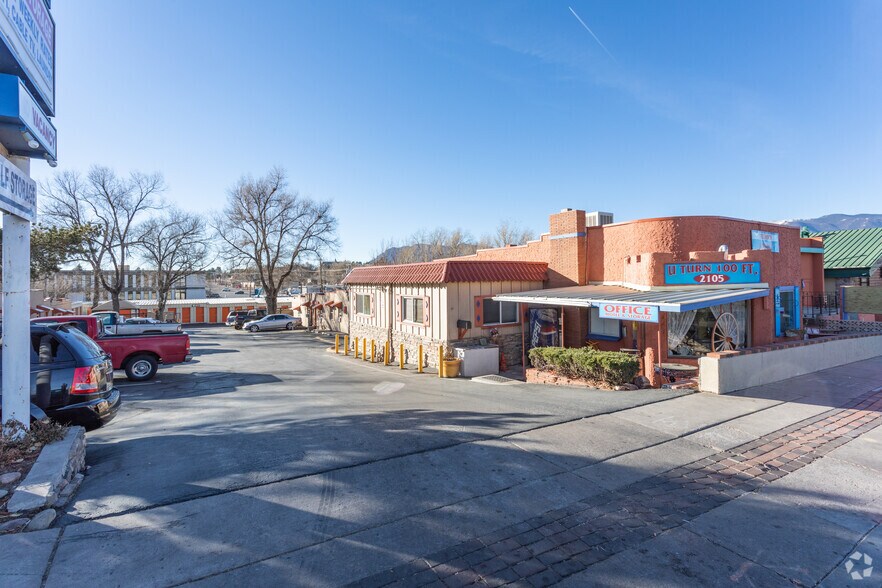 Primary Photo Of 2105 E Platte Ave, Colorado Springs Hotel For Sale