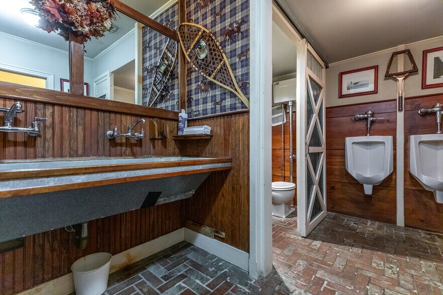 More Photos Of 4258 Route 44, Millbrook Restaurant For Sale