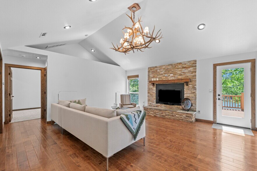 More Photos Of 18649 & 18645 Saddle Shop Ln, Springdale Lodge Meeting Hall For Sale