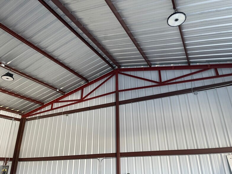 More Photos Of 2102 Aldine Bender Rd, Houston Industrial For Sale