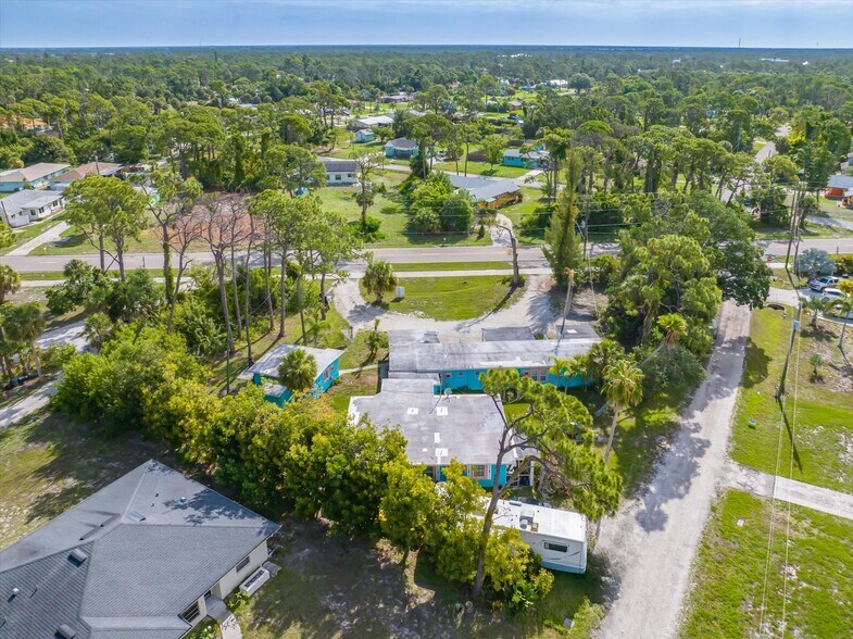 More Photos Of 600 Old Englewood Rd, Englewood Apartments For Sale