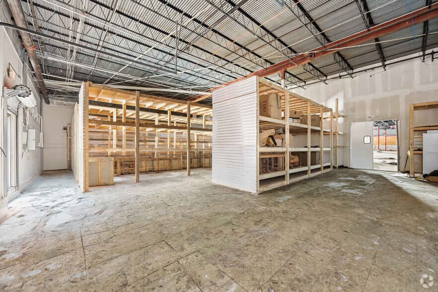 More Photos Of 4827-4903 Old National Hwy, College Park General Retail For Lease