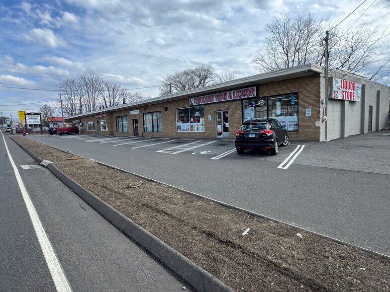 Primary Photo Of 278 Boston Post Rd, Orange Freestanding For Lease